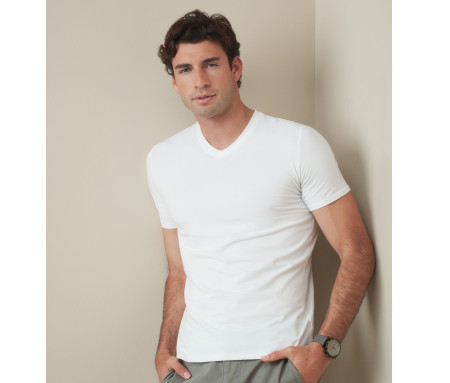 STRETCH-T V-NECK