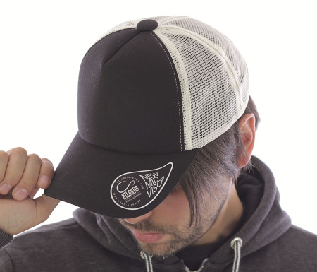 RECORD CAP