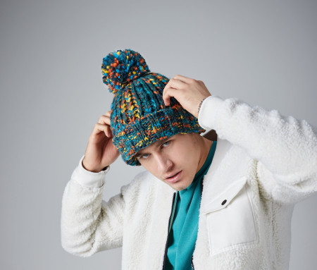 TWISTER POM POM BEANIE