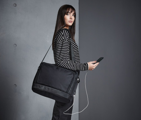 PRO-TECH CHARGE MESSENGER